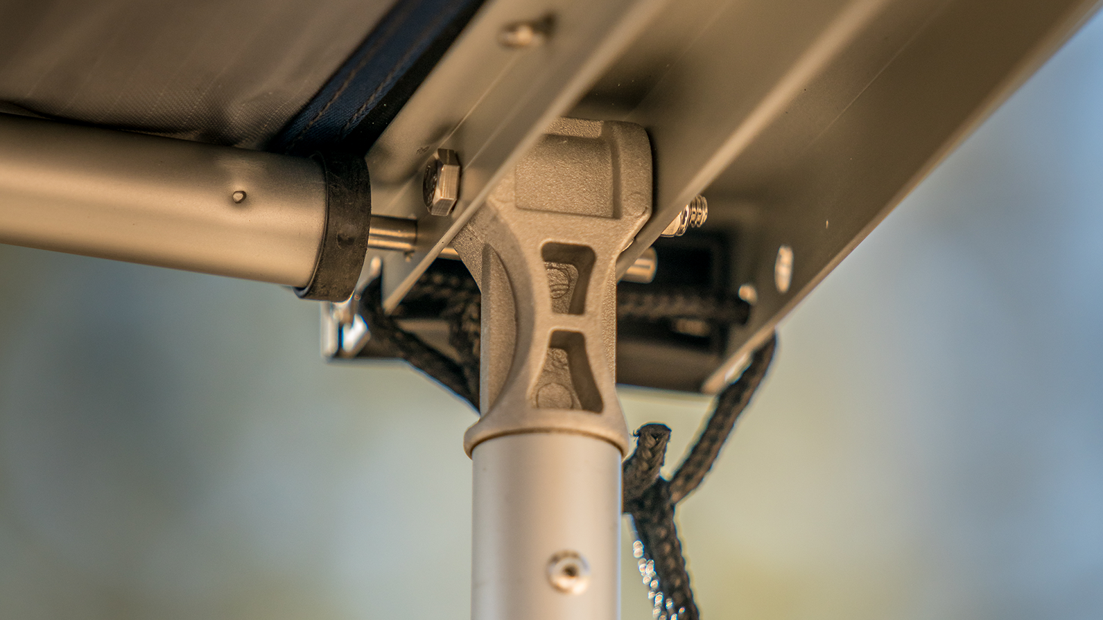 ROAM Standard Awning - Sherpa Equipment Company