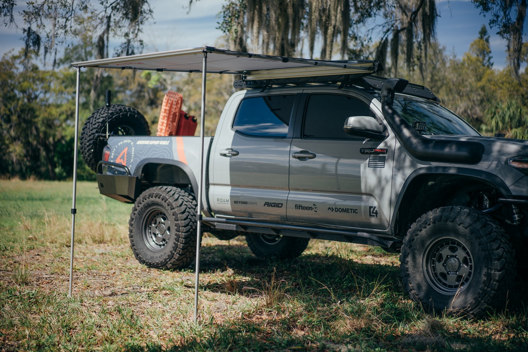 ROAM Standard Awning - Sherpa Equipment Company