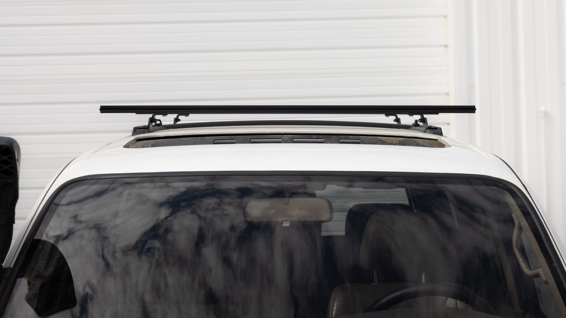 Car roof rack discount bars